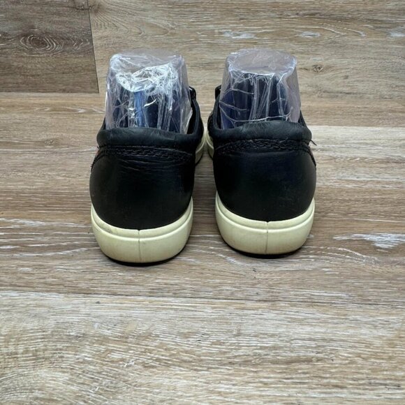 Ecco Quilted Black Patent Leather Slip On Shoes Women's Size EU 39 - Picture 3 of 7